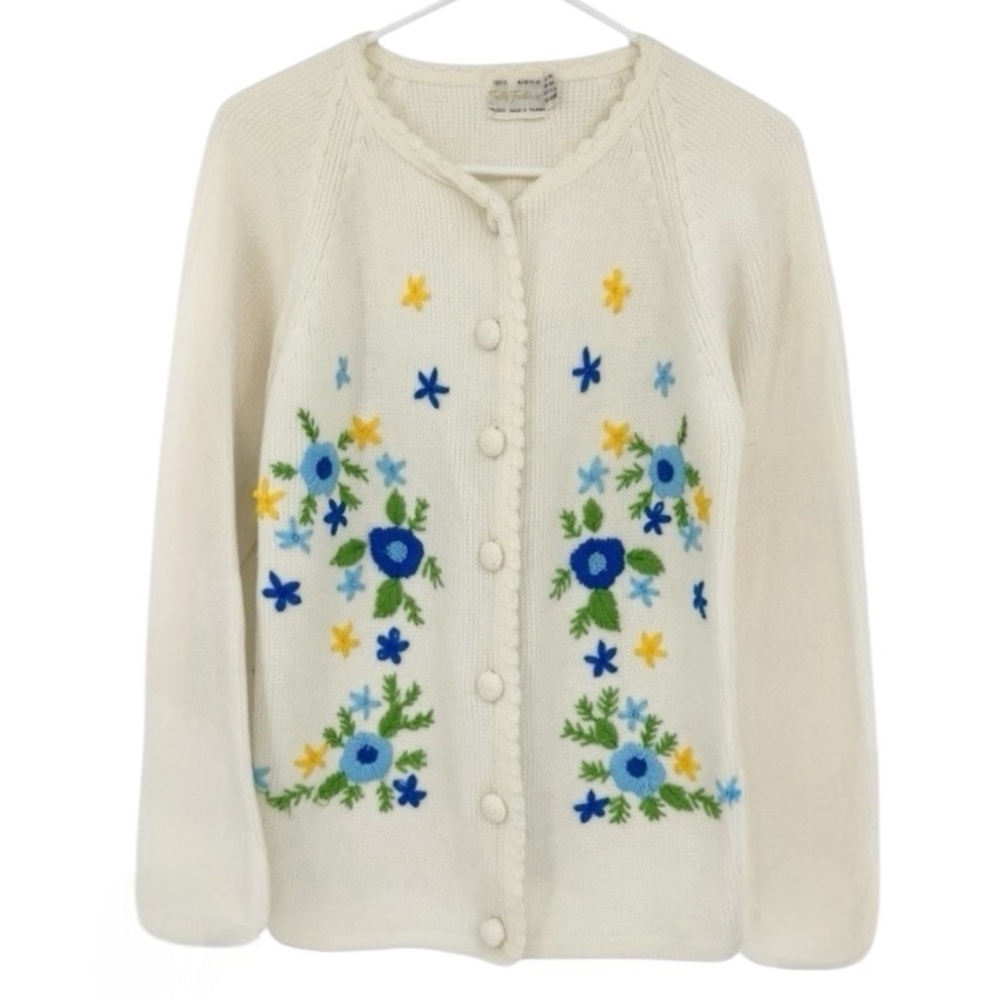 Vintage 60’s Floral Embroidered Cardigan Sweater